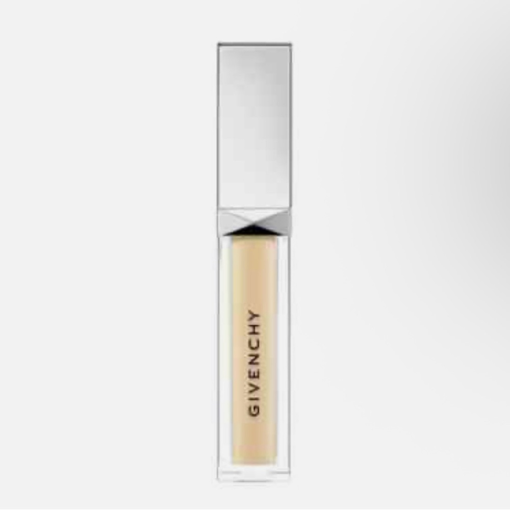 Givenchy Teint Couture Everwear Concealer 24 Hour Wear and Radiant Finish #10